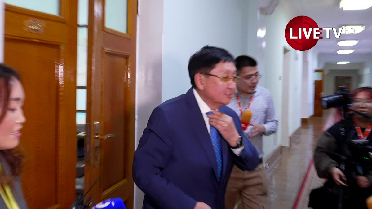 🔴LIVE: Ажлын хэсгийн ахлагч Ч.Хүрэлбаатар: Хоёр талыг эвлэрүүлэх гээд хичээж байна