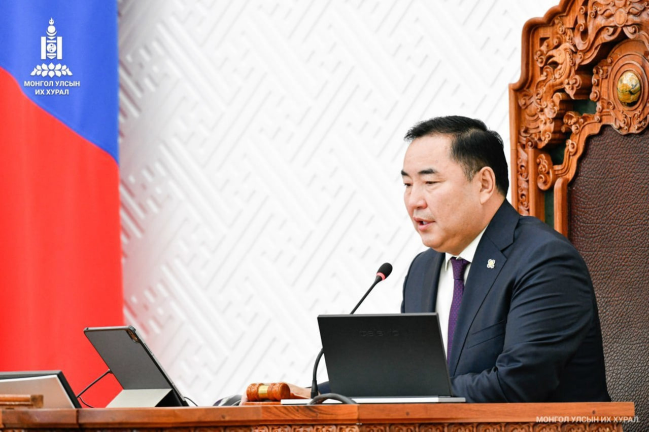 Чуулган хэлэлцэх асуудалгүй болж, өндөрлөлөө. Цаашид яах бол?