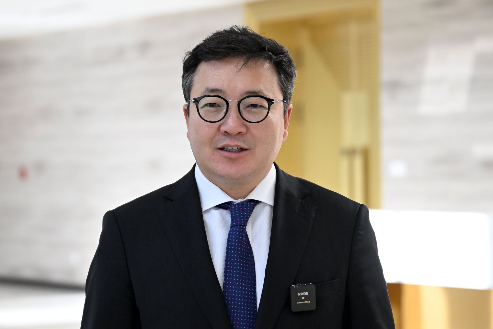 Ж.Сандагсүрэн: Нийтийн эзэмшлийн 50 байршилд ухаалаг авто зогсоол барина