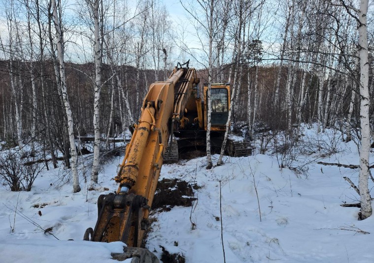 Хууль бусаар ашигт малтмал олборлож байсан гэмт хэргийг илрүүлжээ