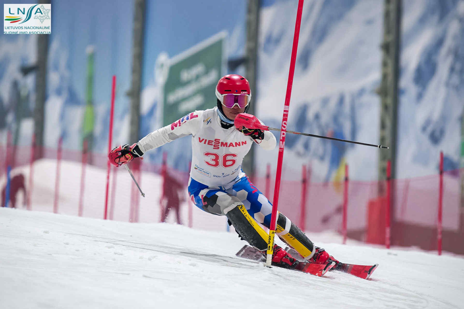 Монгол Улс уулын цанын төрлөөр анх удаа Өвлийн олимпын наадамд оролцохоор боллоо