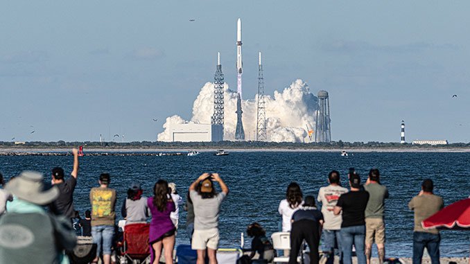 Blue Origin-ийн New Glenn пуужин NASA-гийн сансрын хөлгүүдтэй Марс руу хөтөлсөн