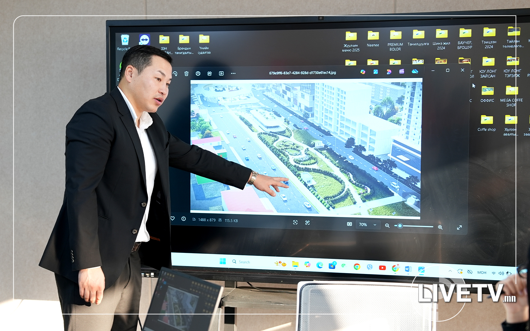 ТОДРУУЛГА: НЗДТГ болон УБТЗ-ын захиалгаар төмөр замын цэцэрлэгт хүрээлэнг цогцоор нь шинэчилж, газар доорх 778 зогсоол барина