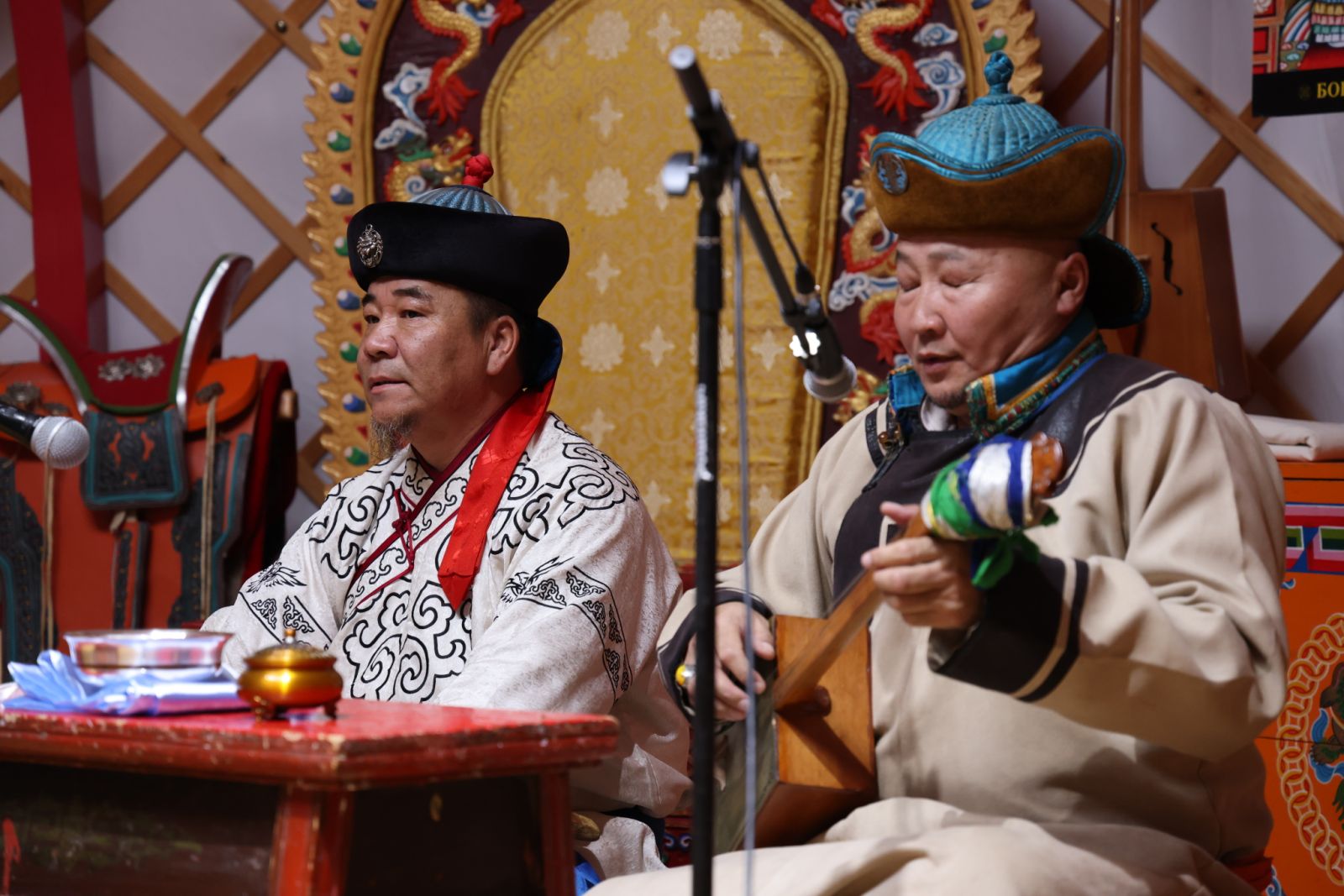 “Монгол бахархлын өдөр”-ийг тохиолдуулан баатарлаг тууль хайллаа