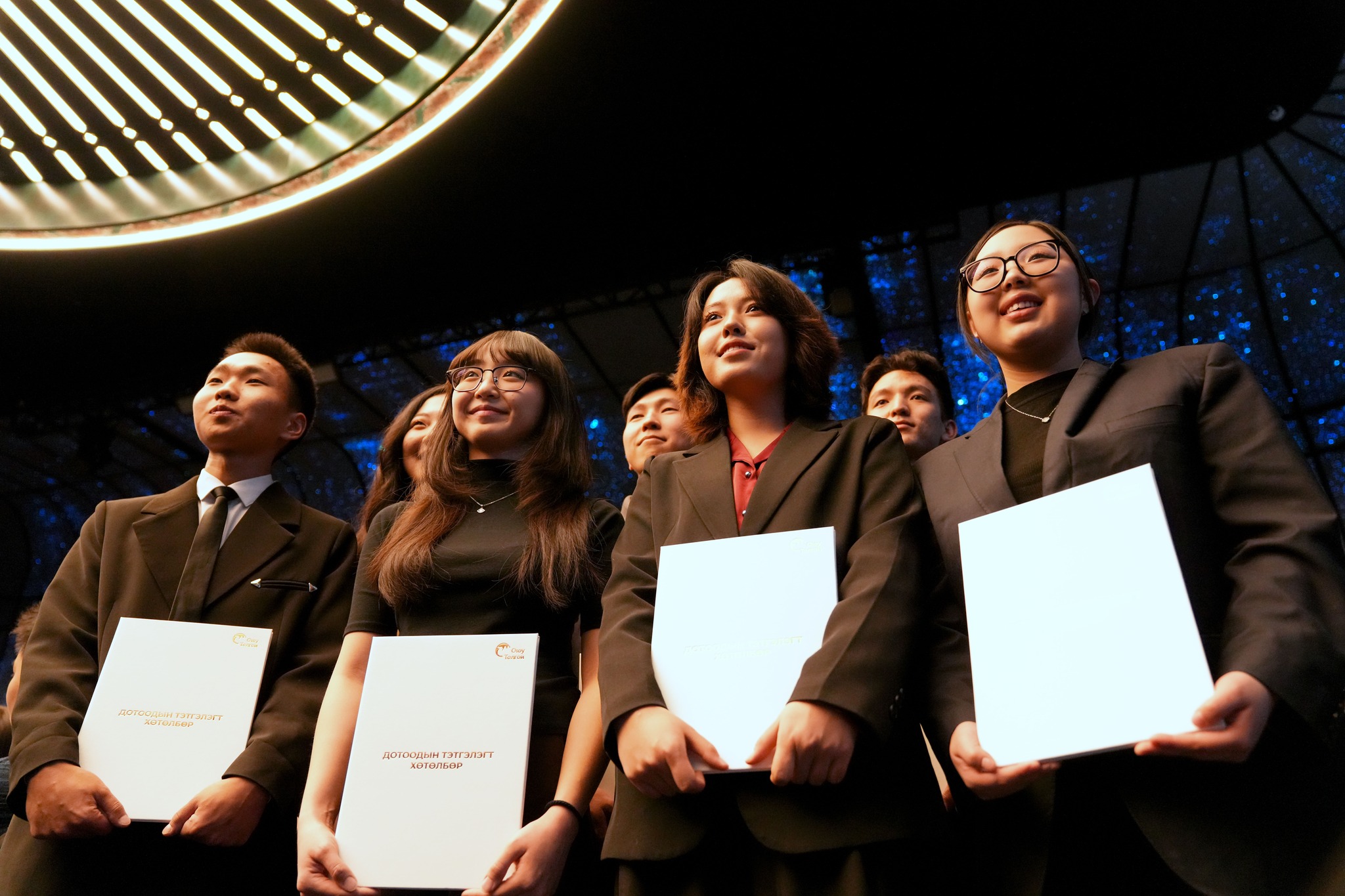 “Оюу толгой” компани нийт 1,375 оюутанд сургалтын тэтгэлэг олголоо