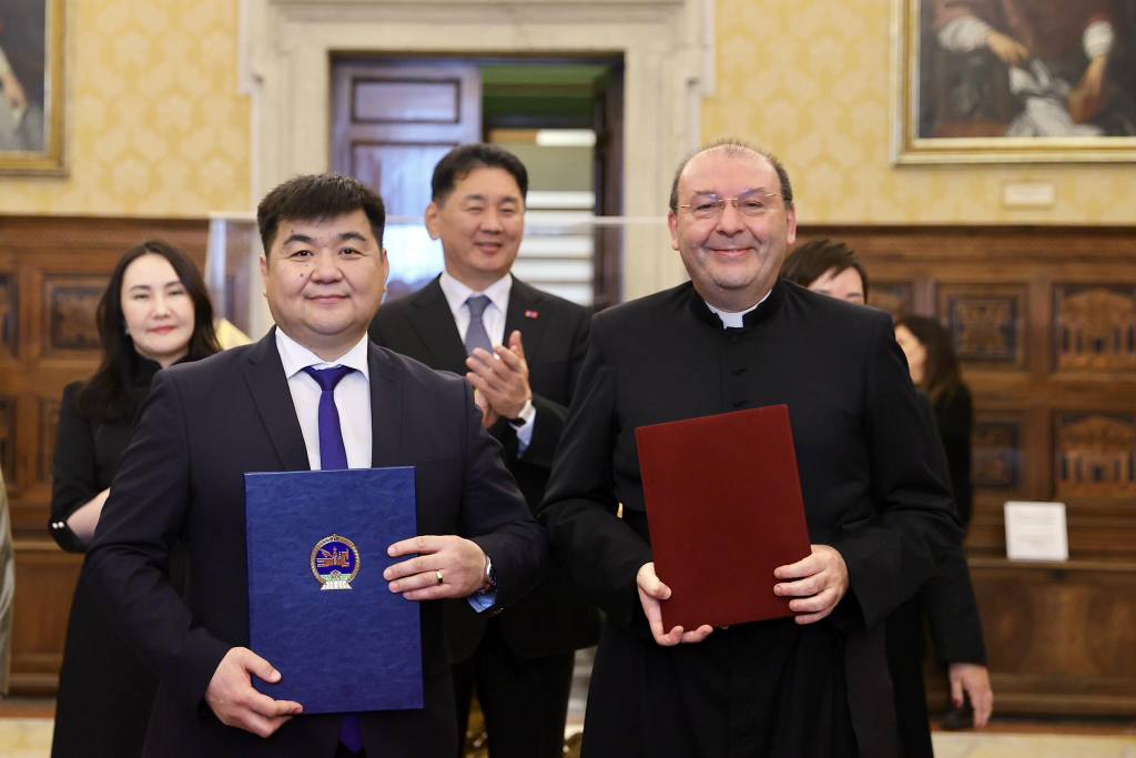 Монголын Эзэнт гүрний түүхэнд холбогдох баримт материалд судалгаа хийх албан ёсны боломж бүрдлээ