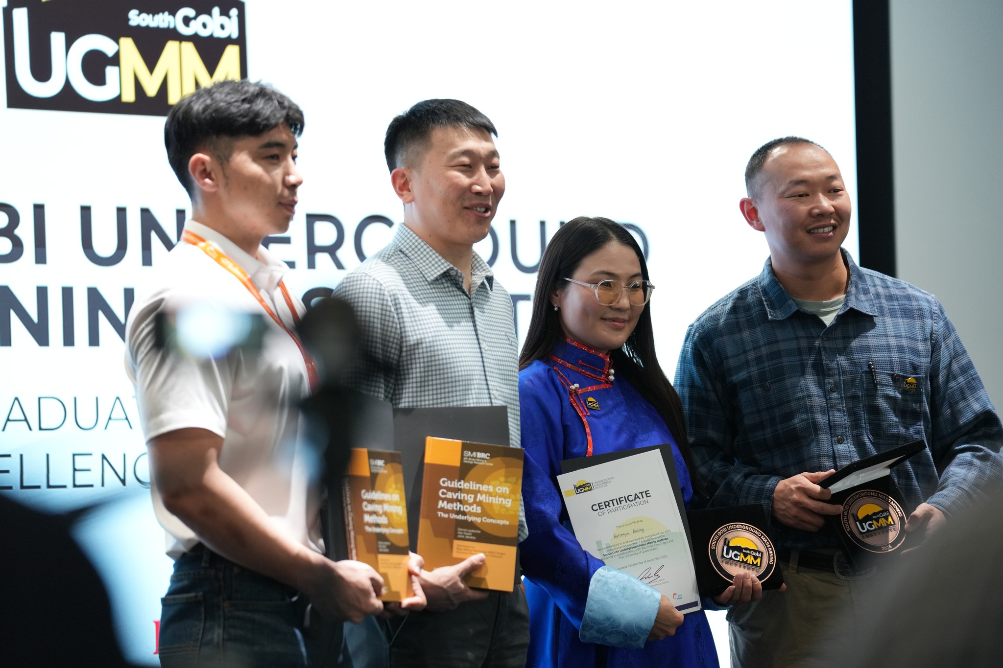 Олон улсад тулгамдсан нарийн ур чадварын хомсдолыг Монголд шийдвэрлэнэ