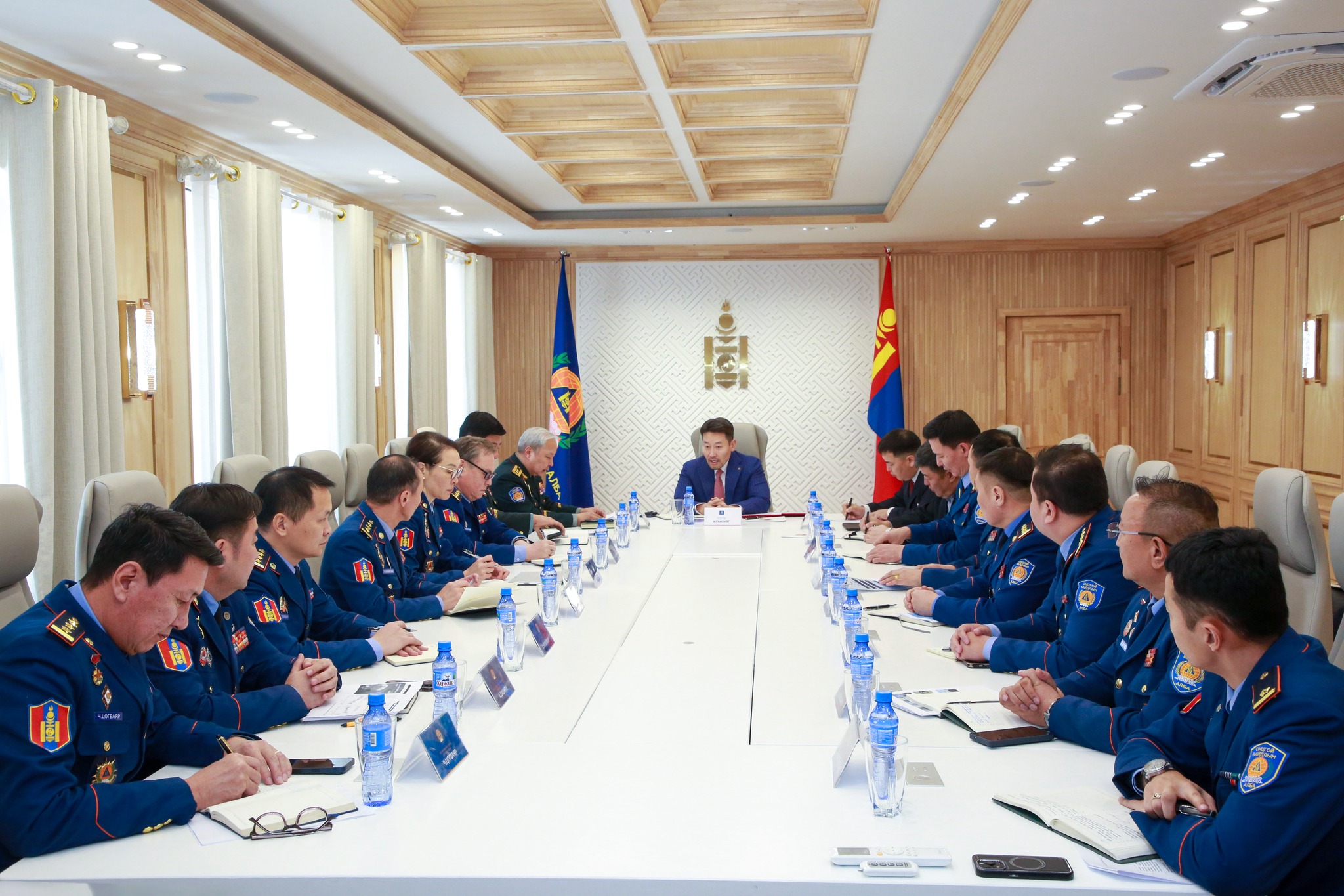 Шадар сайд Х.Ганхуяг Онцгой байдлын ерөнхий газарт ажиллажээ