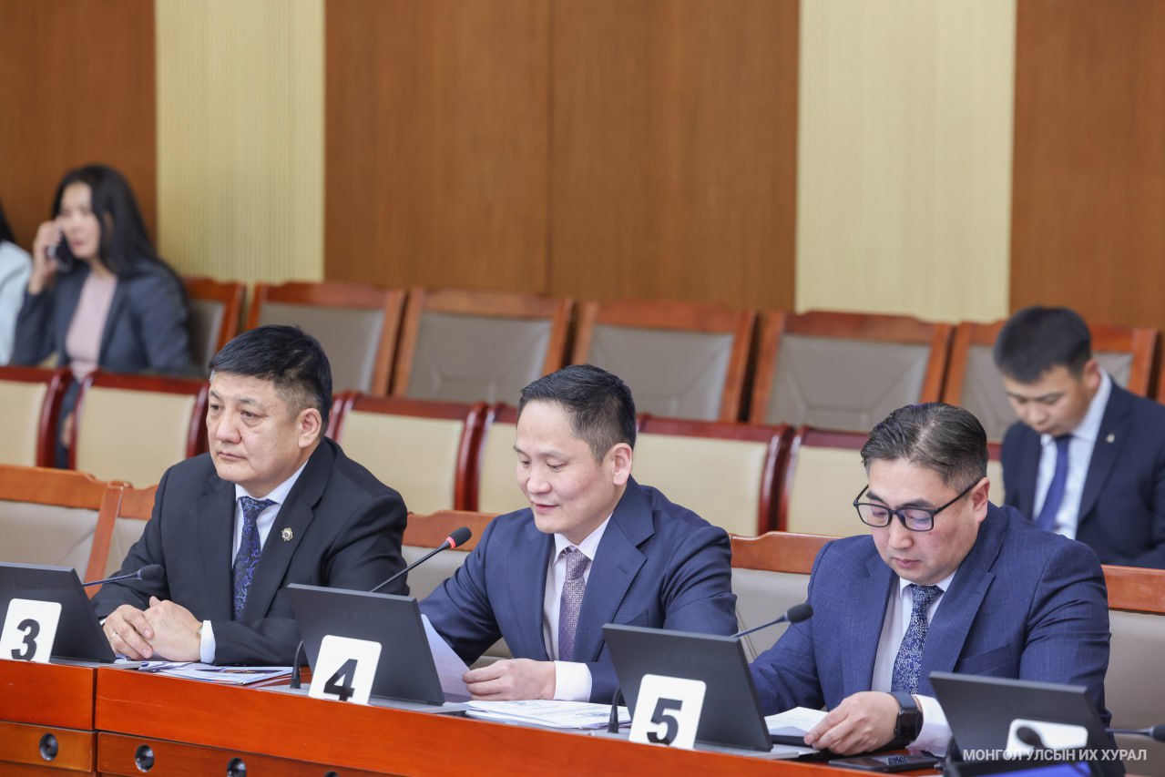 ХЗБХ: М.Чинбатыг УЕП-ын орлогчоор сунган ажиллуулах Ерөнхийлөгчийн саналыг дэмжжээ