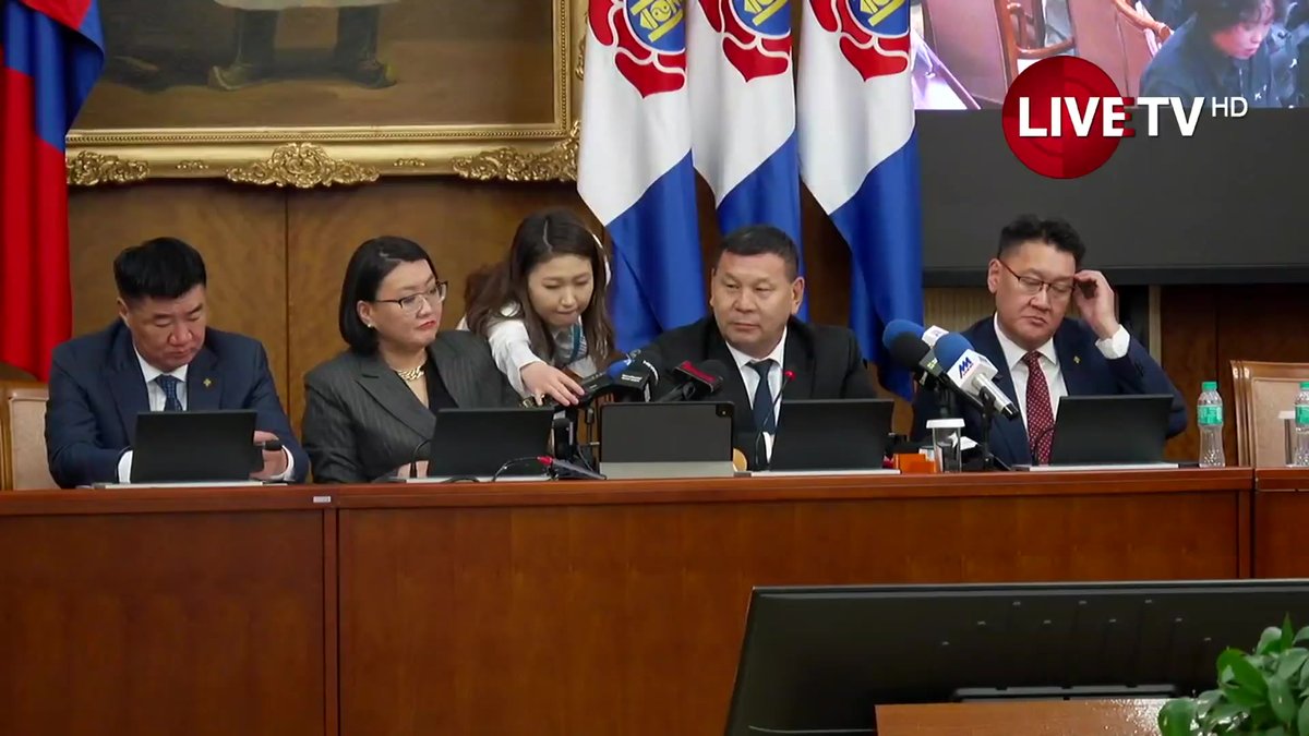 🔴УИХ дахь МАН-ын бүлэг мэдээлэл хийж байна