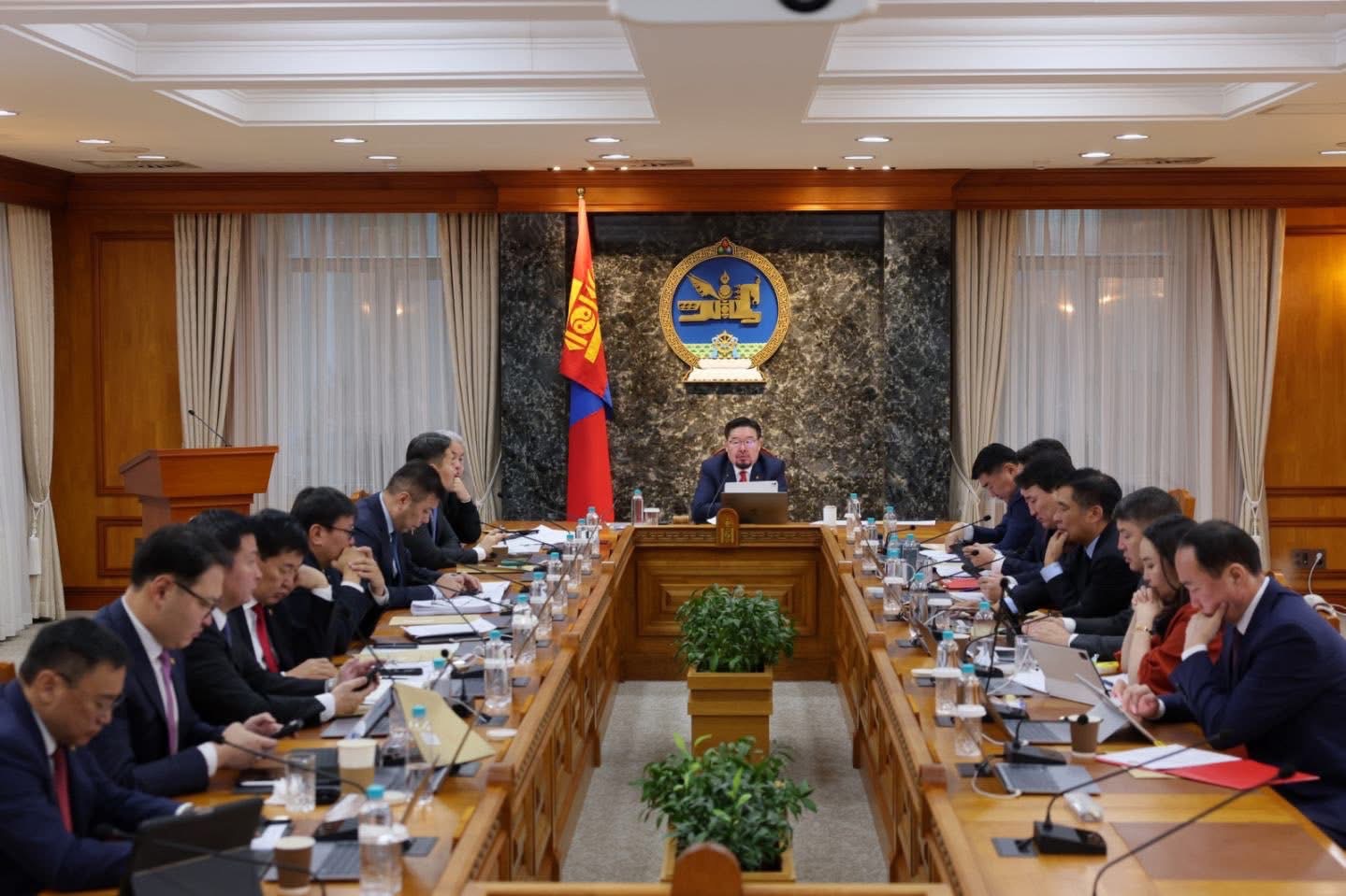 Засгийн газраас бэлэн мөнгө тараах ямар ч шийдвэр гараагүй гэв