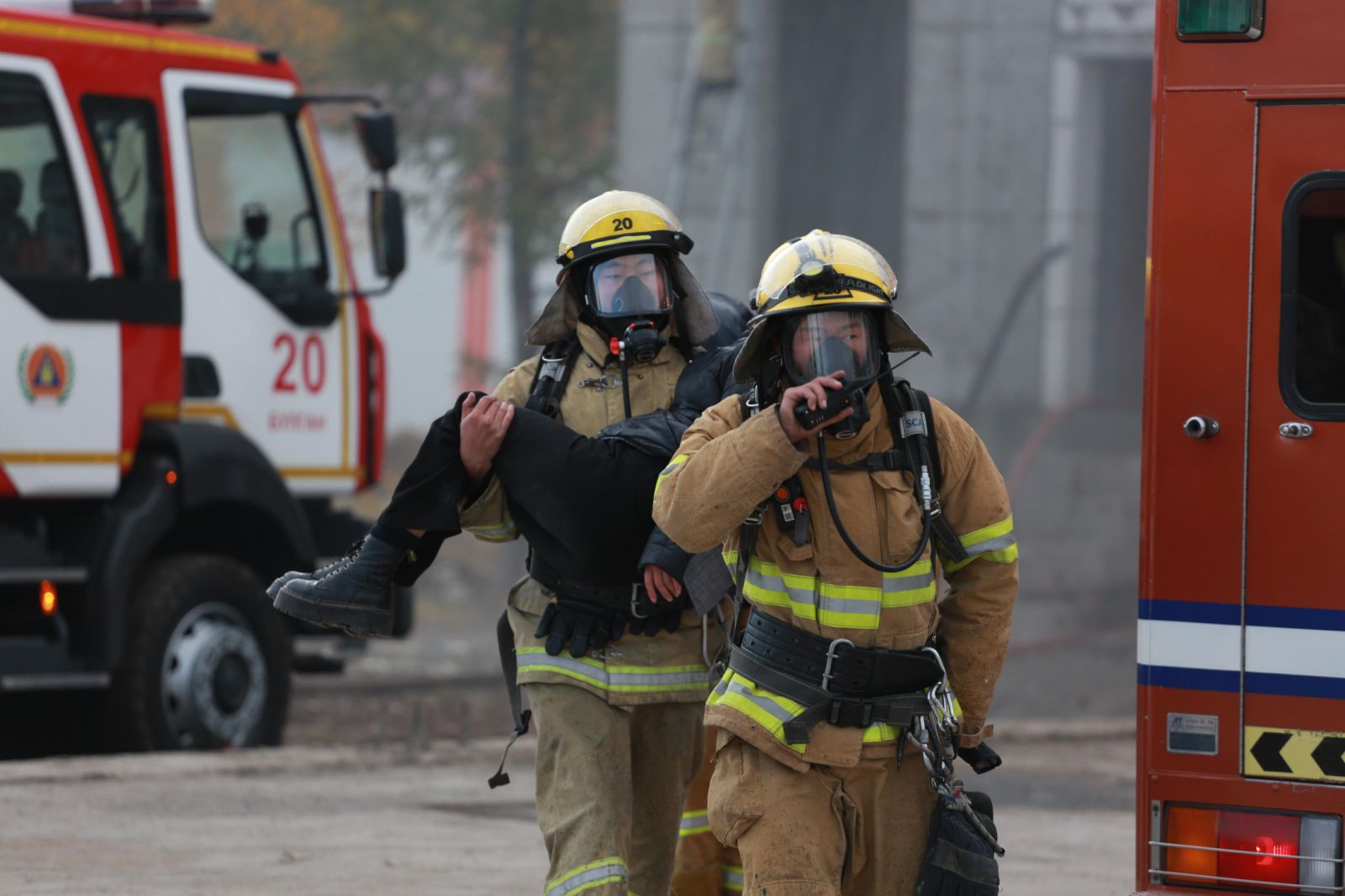 Алба хаагчид 11 иргэний амь насыг авран хамгаалжээ