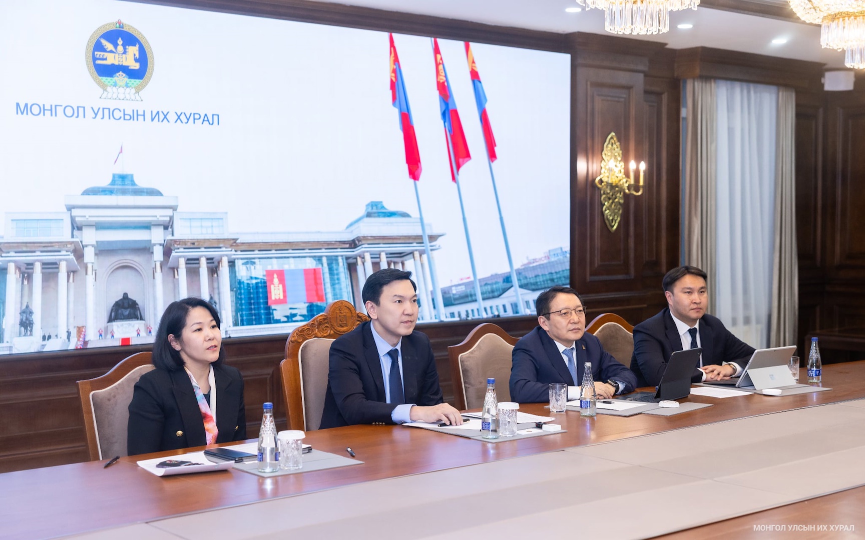 Банкны тухай хуулийг шинэчилсэн тохиолдолд Унгар Улсын ОТП банк Монгол Улсад үйл ажиллагаагаа явуулах хүсэлтэй байгаагаа илэрхийлжээ