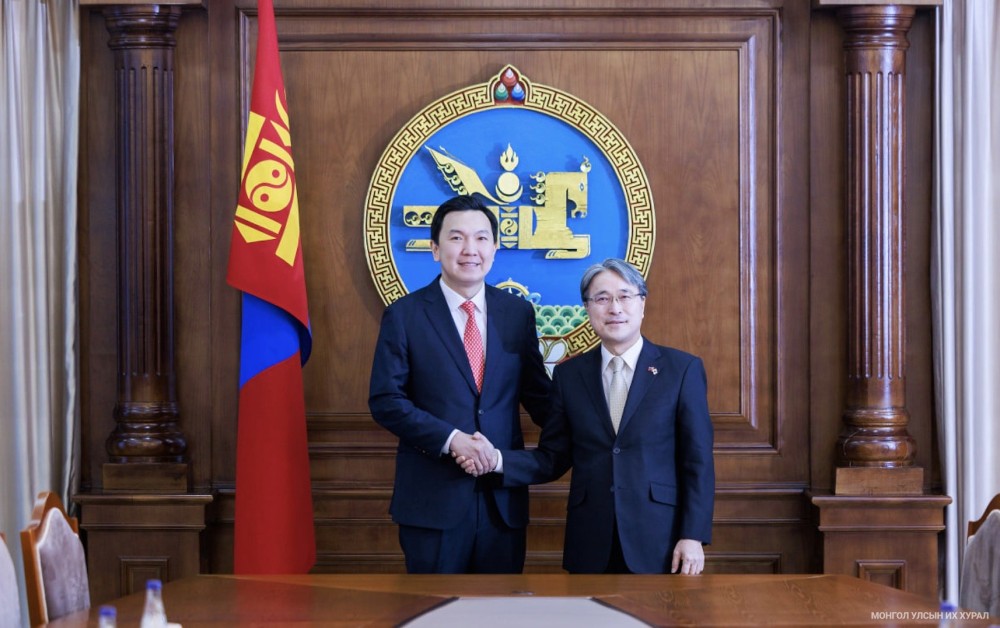 УИХ-ын дарга Н.Учрал Япон Улсаас Монгол Улсад суугаа Элчин сайд М.Игавахара-г хүлээн авч уулзав