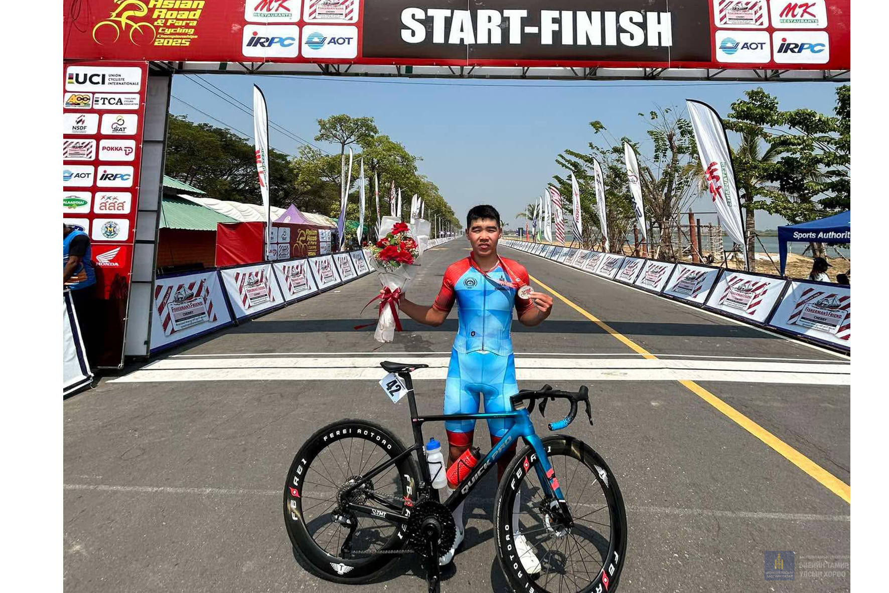 ОУХМ Х.Тэмүүлэн Азийн аварга шалгаруулах тэмцээнээс мөнгөн медаль хүртлээ