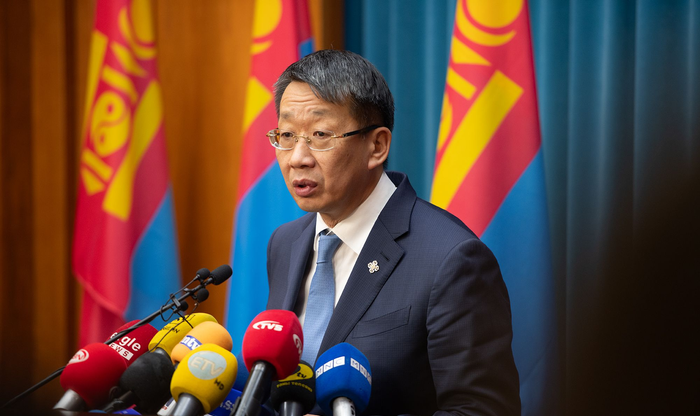 Л.Энх-Амгалан: