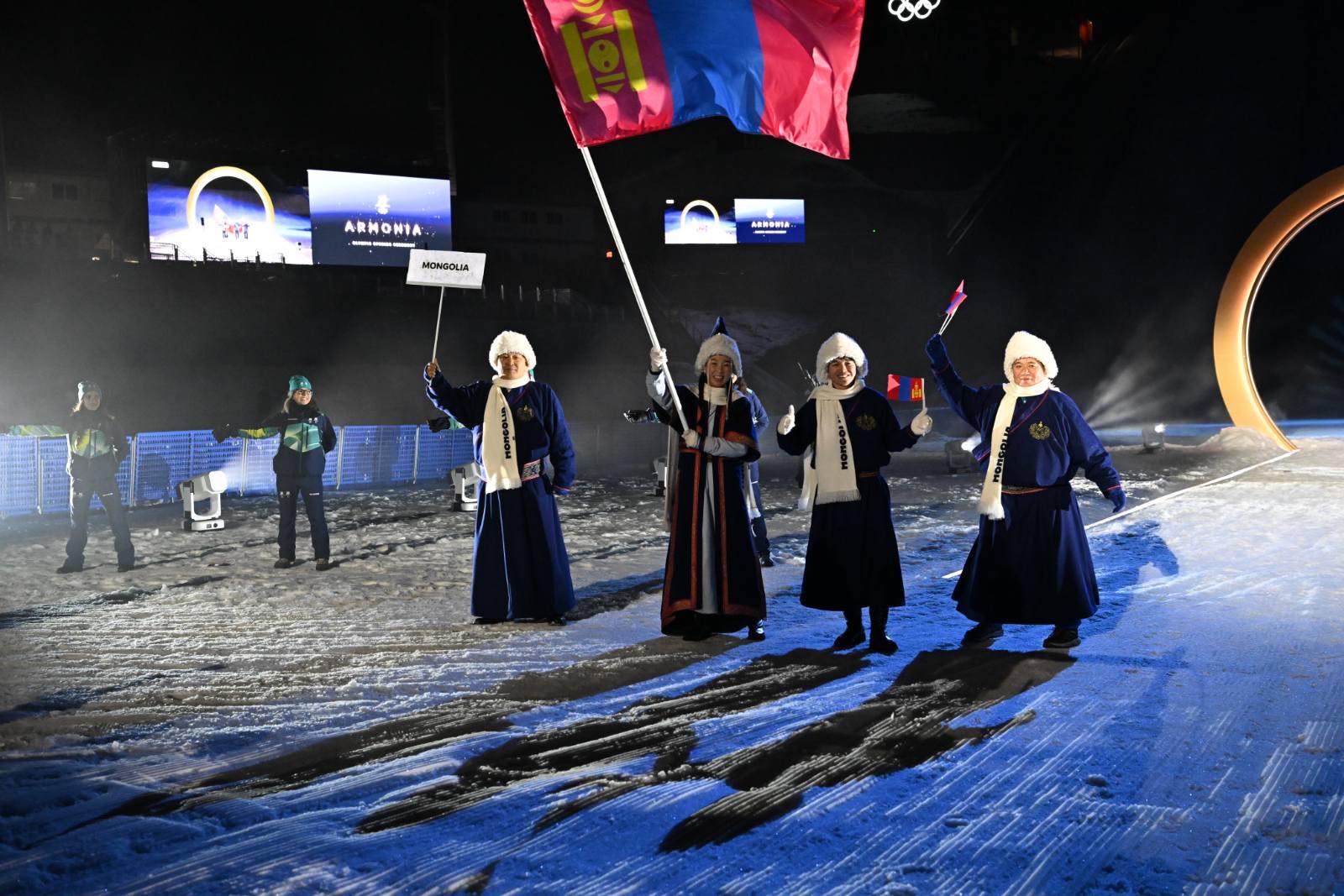 Милан-Кортина 2026 өвлийн XXV олимпын наадам албан ёсоор нээлтээ хийлээ