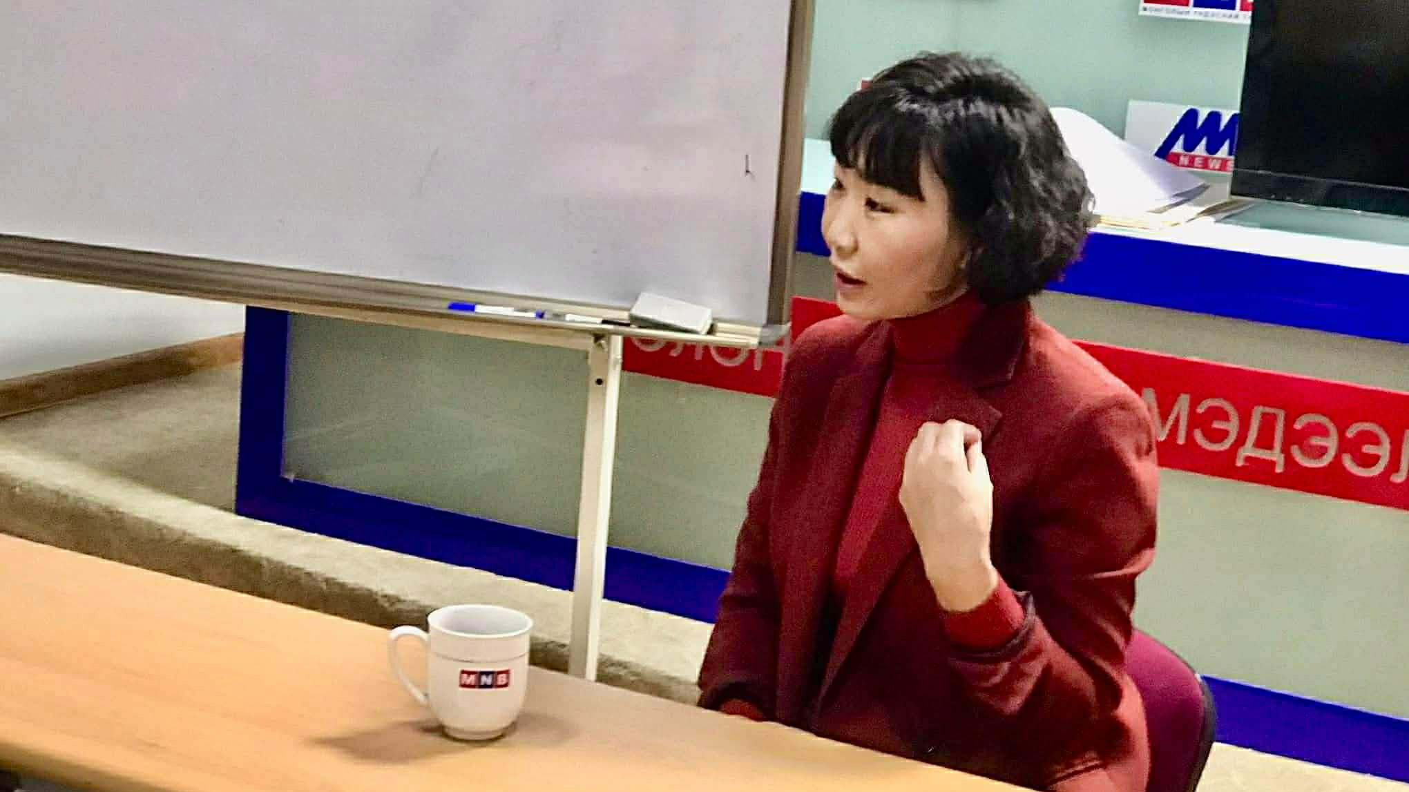 Л.Ариун: Шашин, соёлыг мушгин, гуйвуулсан кинонуудыг өдгөө ч телевизүүдээр гаргасаар байх уу