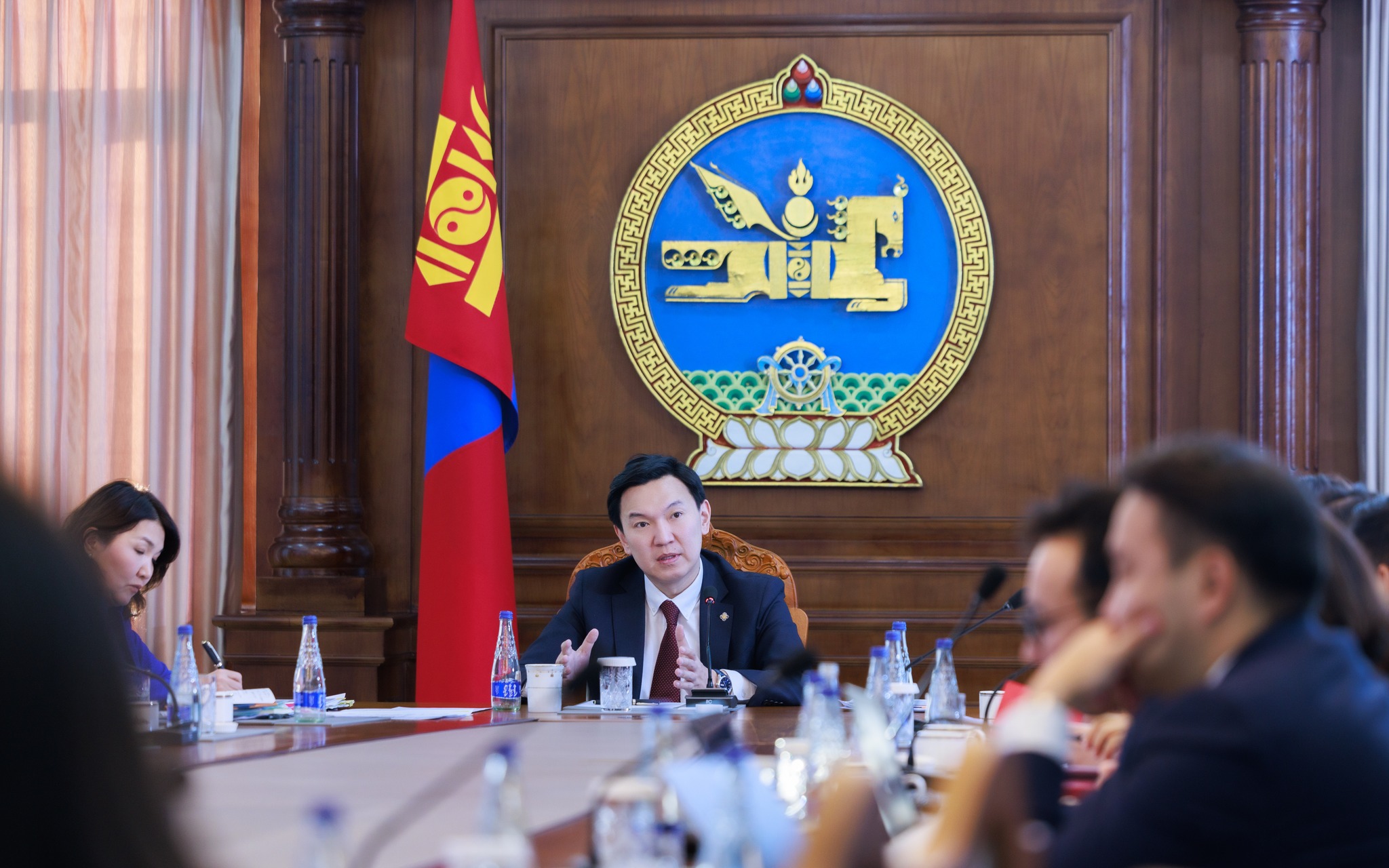 УИХ-ын дарга Н.Учрал 20 багц арга хэмжээг авч хэрэгжүүлэхийг Засгийн газарт даалгажээ