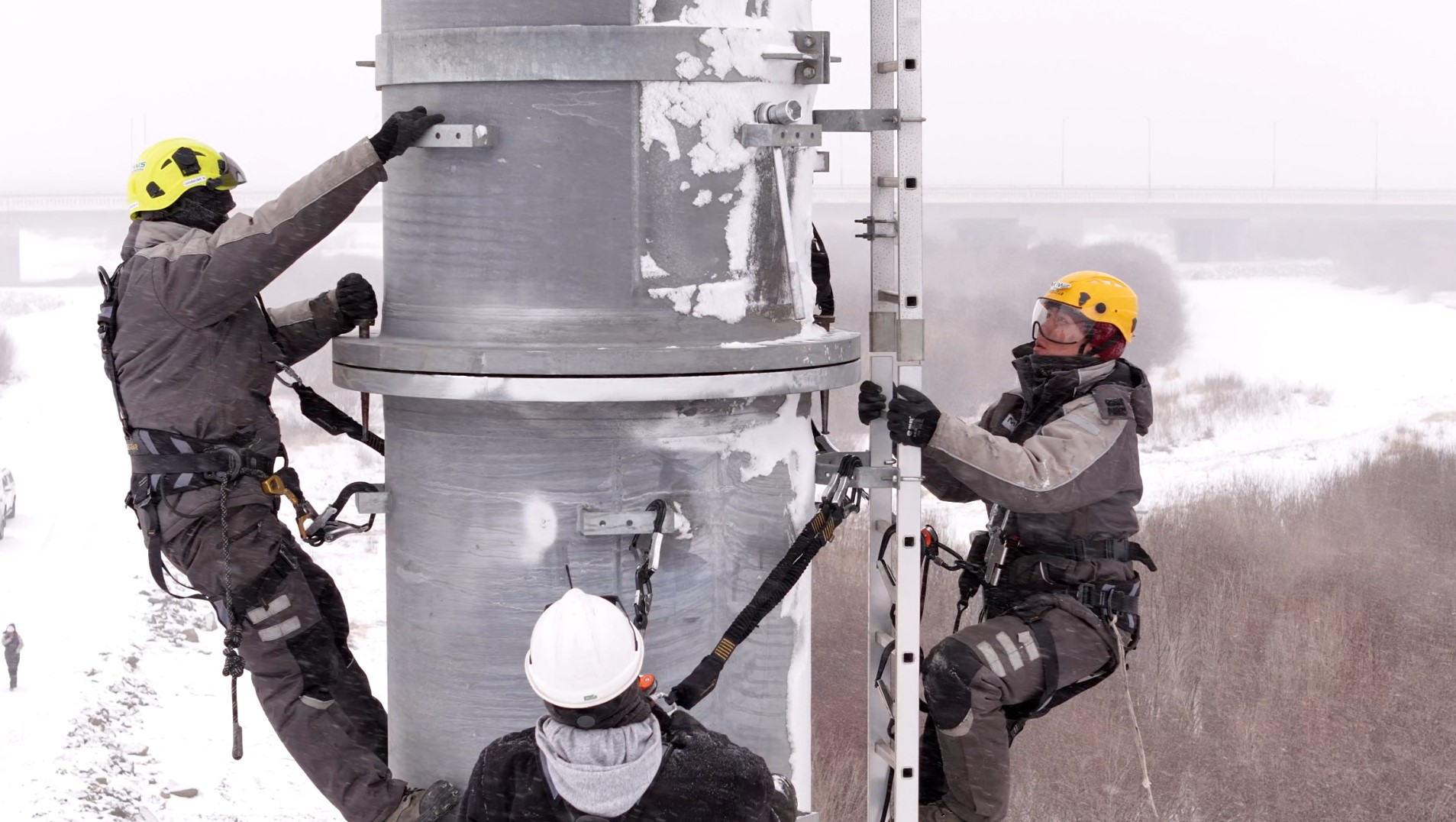 Дүүжин замын тээвэр төслийн 19 тулгуур баганыг бүрэн суурилуулж дууслаа