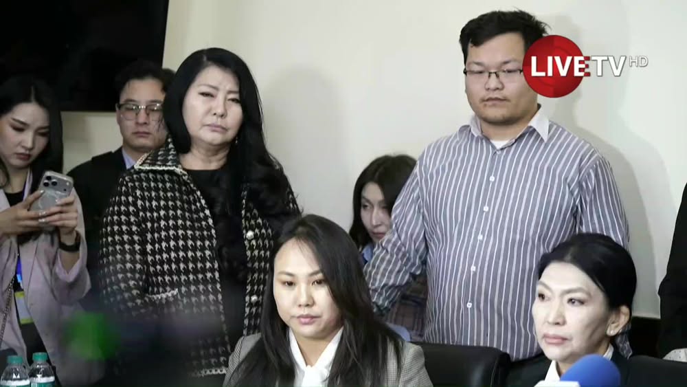 Б.Батбаатар: Намын гишүүдийг нэг хурлаар хөөх боломжгүй, манайд тийм дүрэм байхгүй