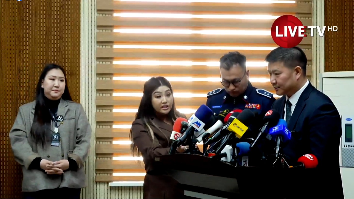 🔴LIVE: Г.Пүрэвдэлгэр: Нэгүүн.мн сайтын сэтгүүлч У бусдыг сүрдүүлж 50 сая, эрхлэгч Б мөн 30 сая төгрөг авсан нь тогтоогдсон