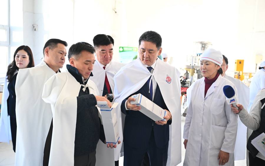 Ерөнхийлөгч У.Хүрэлсүх "Завхан баялаг" ХК-ийн үйл ажиллагаатай танилцжээ