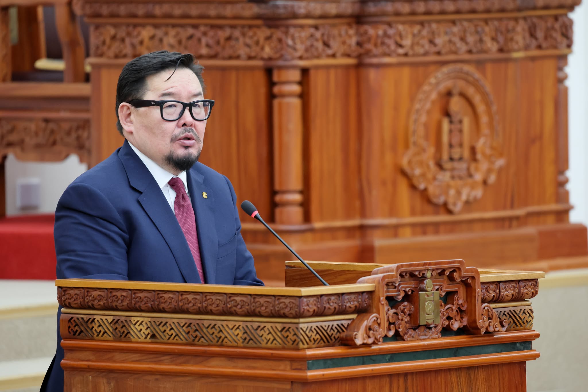 "Онтрэ"-ийн лиццензийг цуцлах чиглэл өгсөн Г.Занданшатарын даалгаврыг дараагийн Ерөнхий сайд хэрэгжүүлж чадах уу