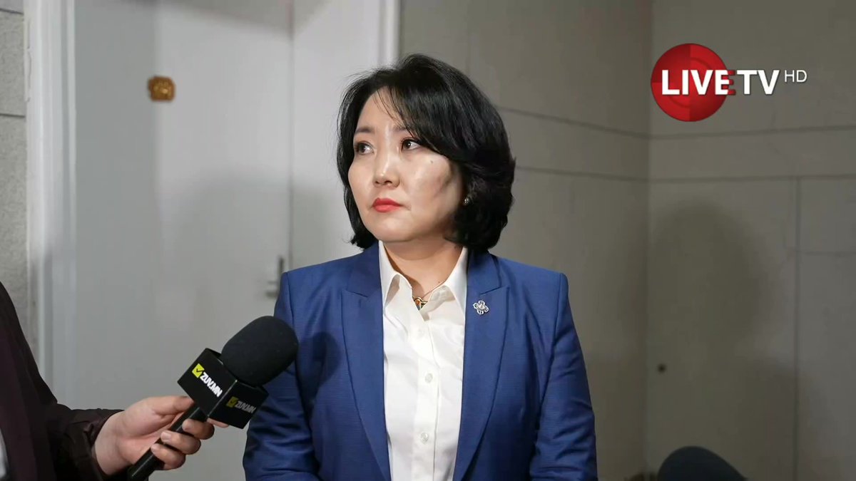 🔴LIVE: УИХ-ын гишүүн Д.Үүрийнтуяа: Надад сайд болох санал ирээгүй байна