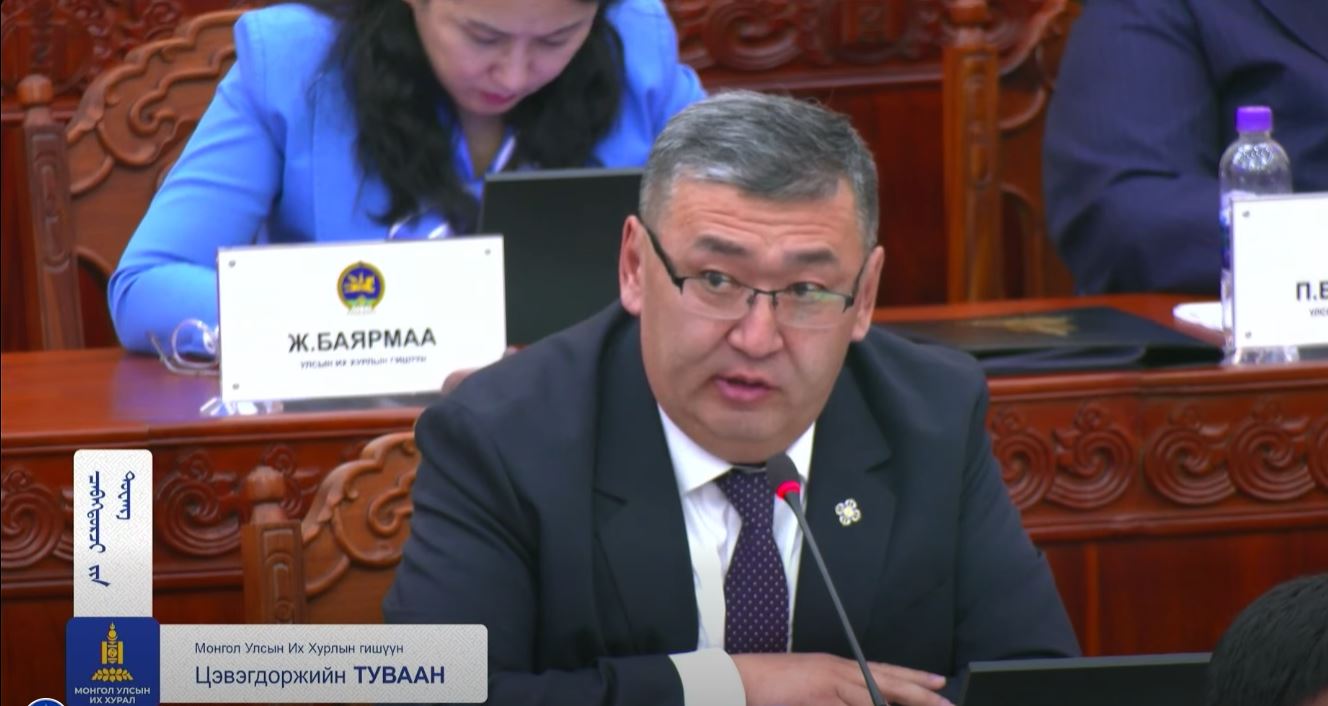 Ц.Туваан: Дайн ирэхээр дариа нухна гэдэг нь болж байна
