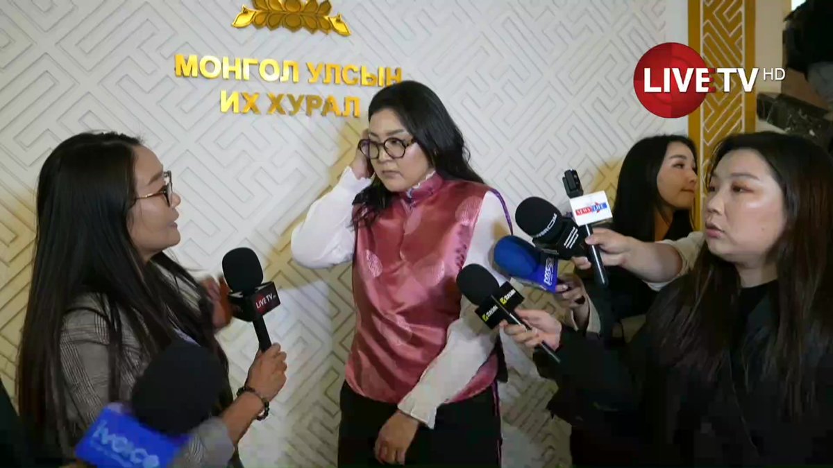 УИХ-ын гишүүн Э.Болормаа: Таван намын төлөөлөл багтсан парламeнтын дарга нэг намаас байж болохгүй гэдэг нь харагдаж байна