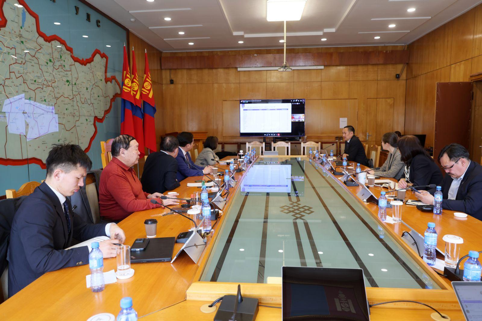 “Монгол хүн баялгийнхаа эзэн” зөвлөлдөх зөвлөлийн ээлжит хурал боллоо