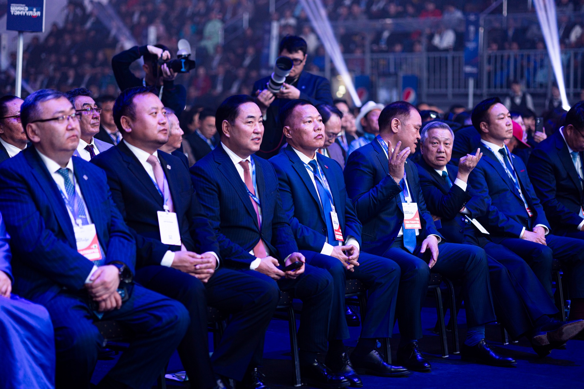 🔴 Ардчилсан Намын ХVIII Их хурал “Ардчиллын шинэ тэмүүлэл” уриан дор хуралдаж байна