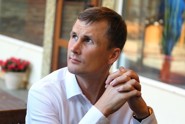 Краснодар хязгаарын дэд захирагч асны зуслангаас 4 сая ам.доллар, 7 сая евро болон 31 сая рубль бэлнээр гарчээ