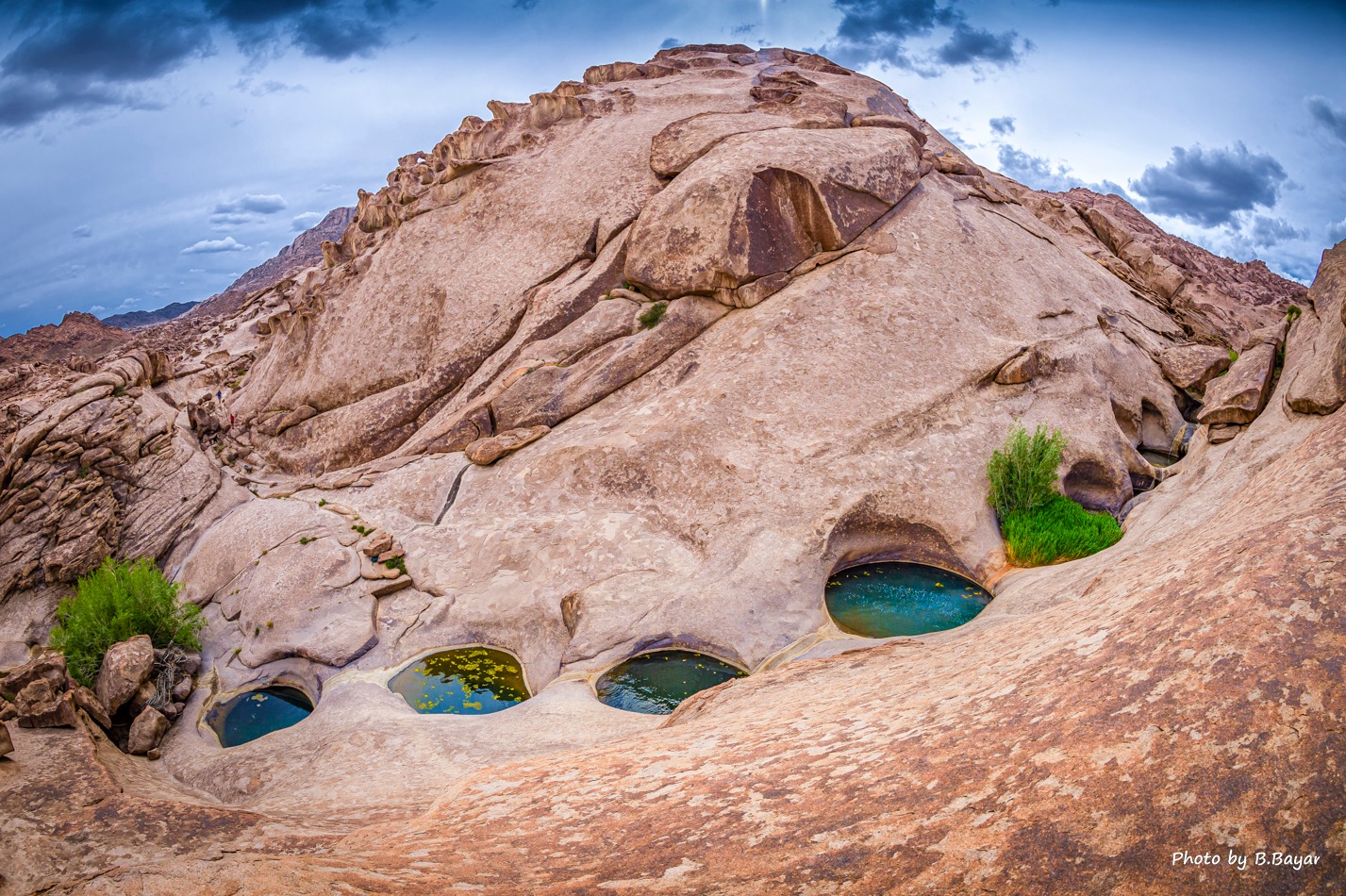 Дорноговь, Сүхбаатарын нутгаар салхи, шороон шуургатай
