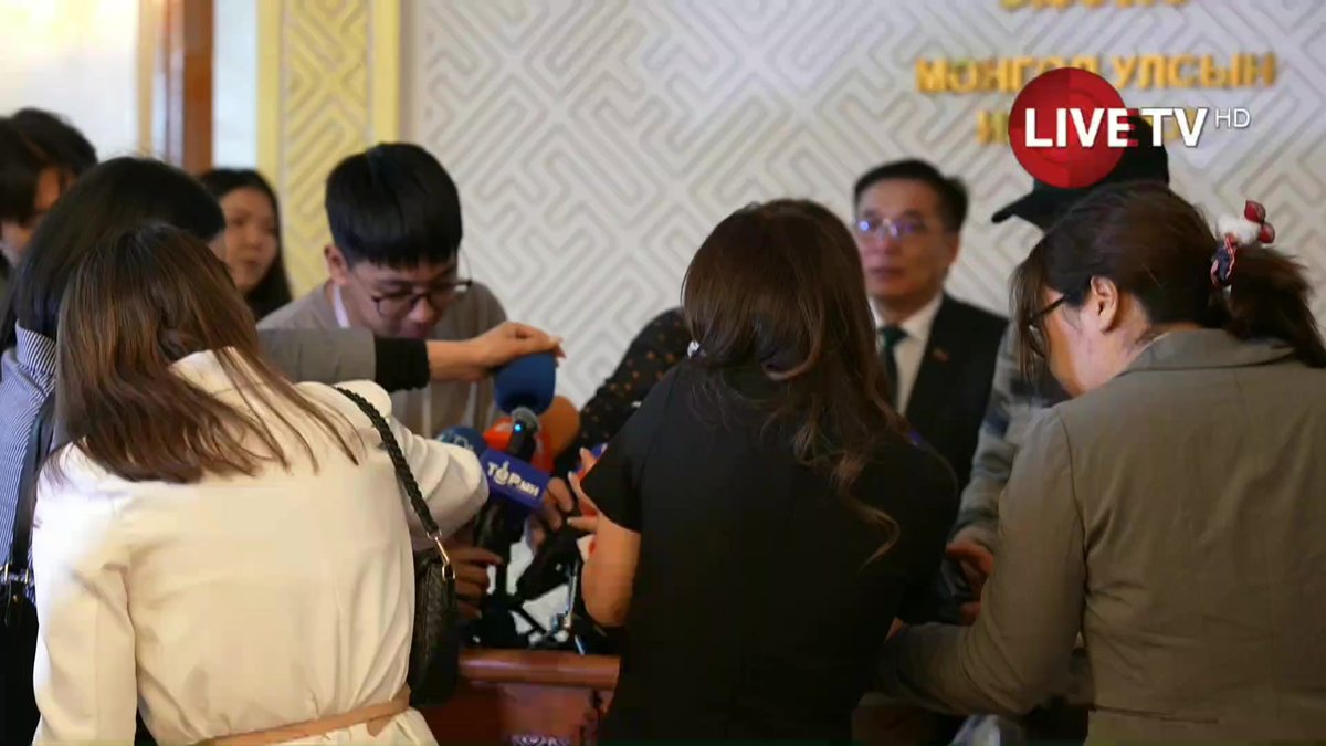 🔴LIVE: Иргэний зориг ногоон нам УИХ-ын гишүүнийг эгүүлэн татах хуулийг дэмжихгүй