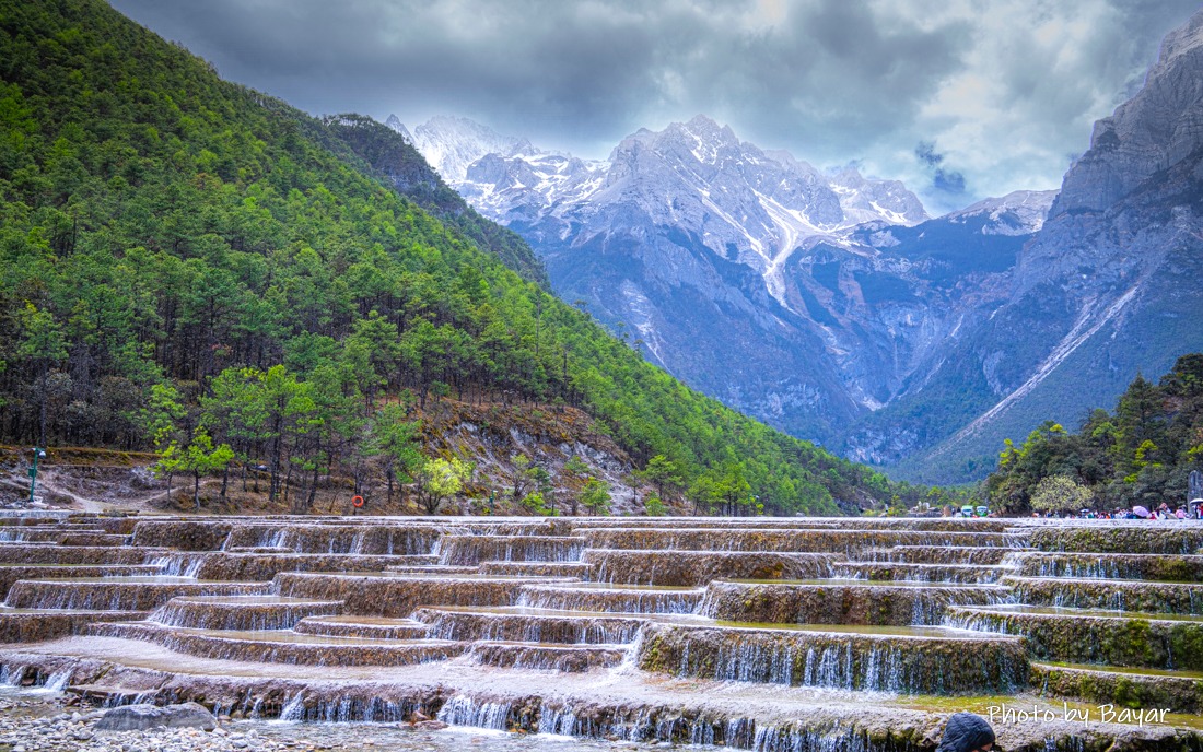 Алтайн салбар уулс, Арц Богдын өвөр хоолойгоор салхитай