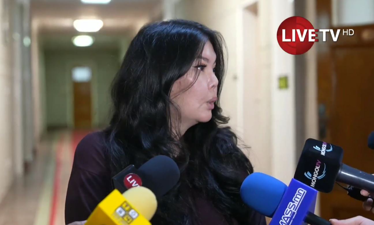 🔴М.Нарантуяа-Нара: Р.Батболд гишүүн МАН-д худалдагдаж ИЗНН-ыг хагалан бутаргаж байна