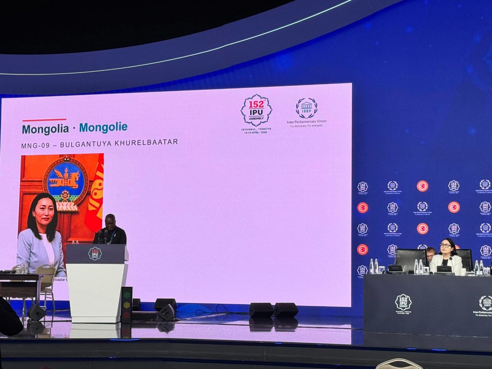 Парламент руу чиглэсэн аливаа халдлага нь ардчиллын зарчимд халдаж буй хэрэг