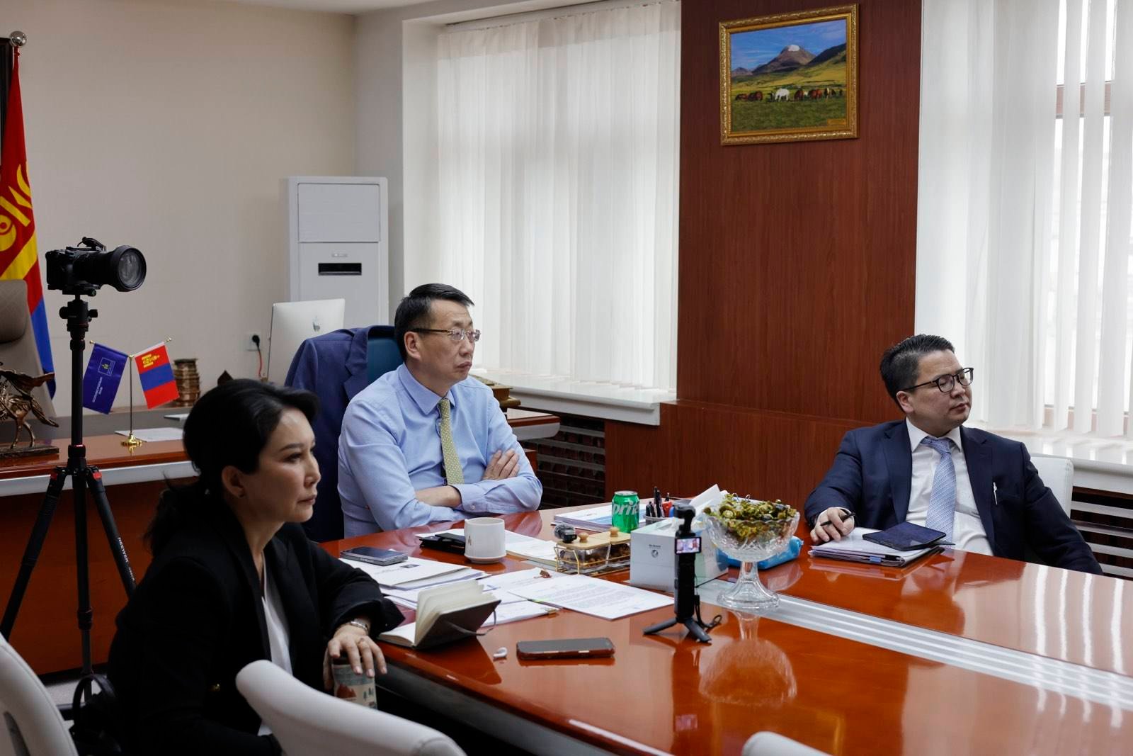 Сурагчдын 79 хувь нь дээрэлхэлт байдаг гэжээ