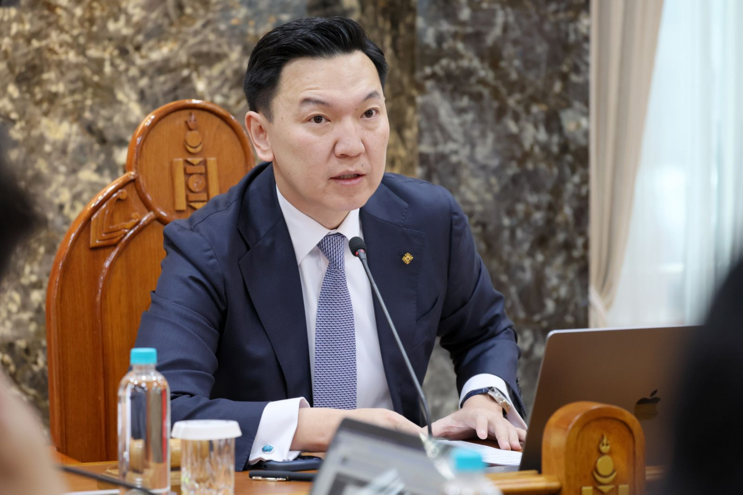 “Туулын хурдны зам” төслийг зогсоож байгааг Ерөнхий сайд Н.Учрал мэдэгдлээ