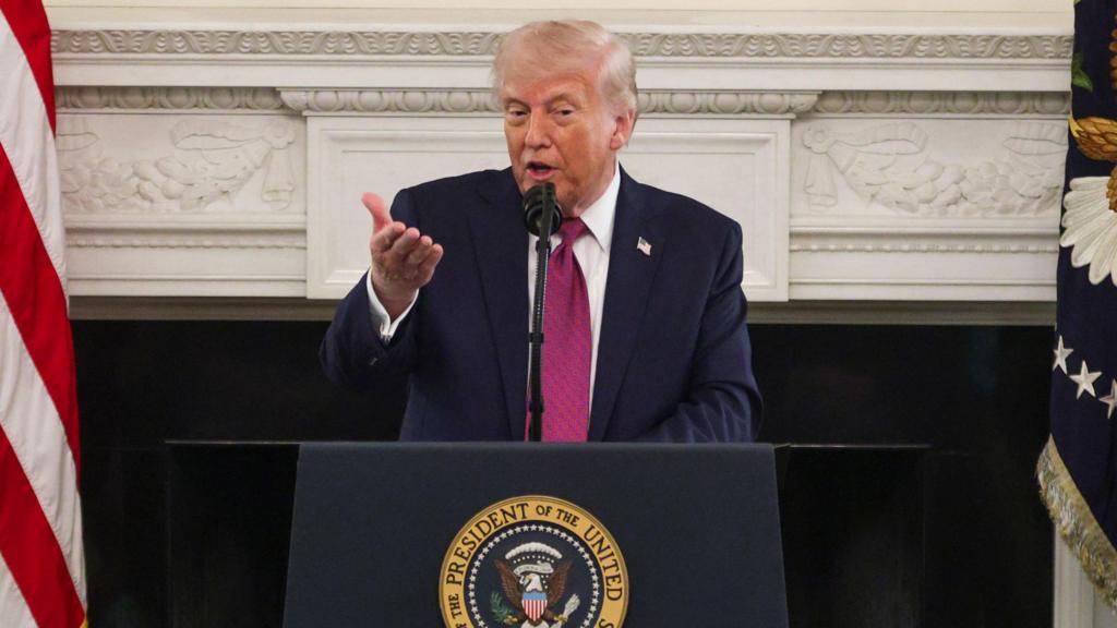 АНУ-ын Ерөнхийлөгч Доналд Трамп Ирантай байгуулсан гал зогсоох гэрээг сунгалаа