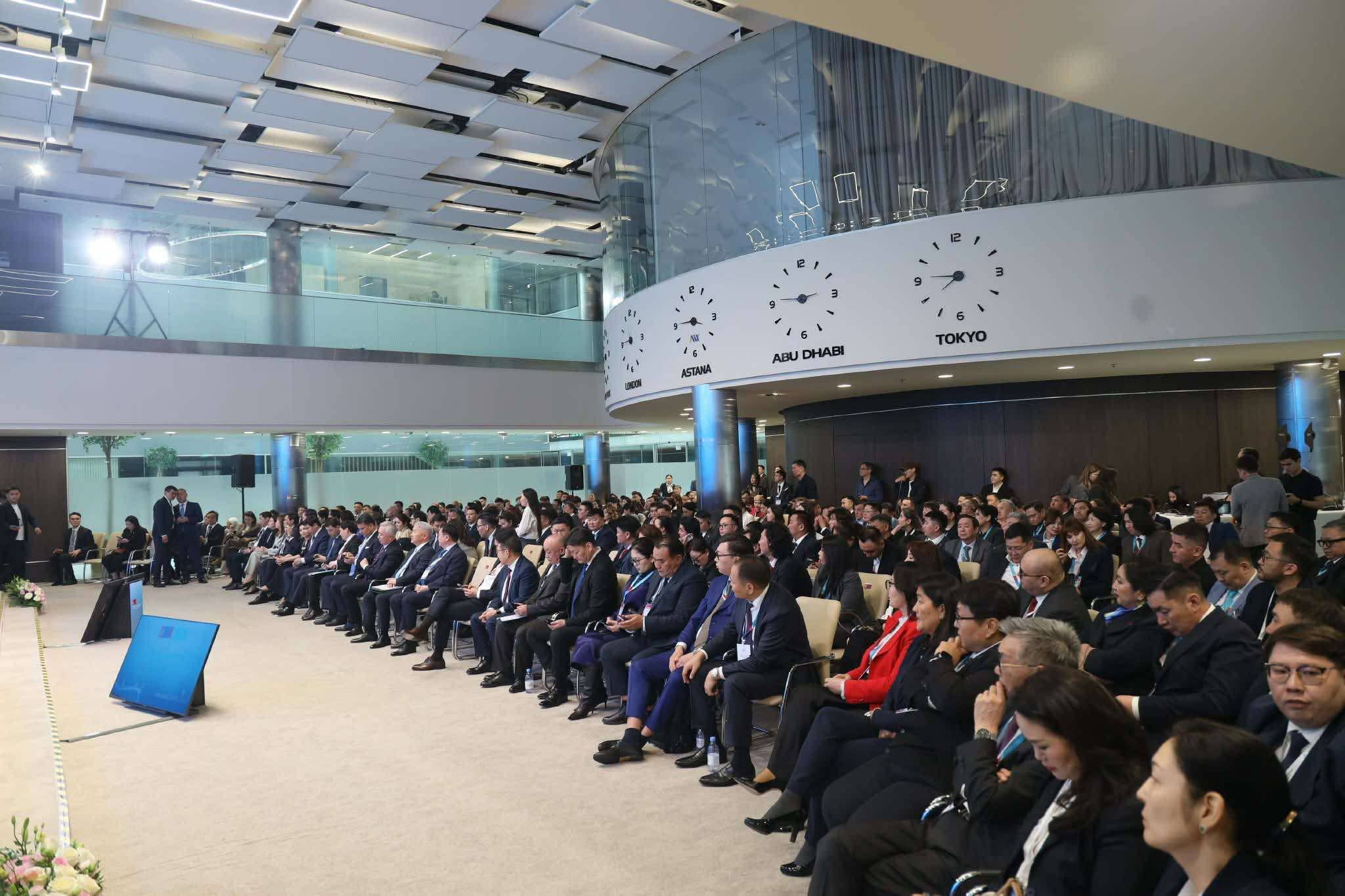 Казахстаны аж ахуйн нэгжүүдтэй 20 гаруй сая ам.долларын гэрээ байгуулжээ