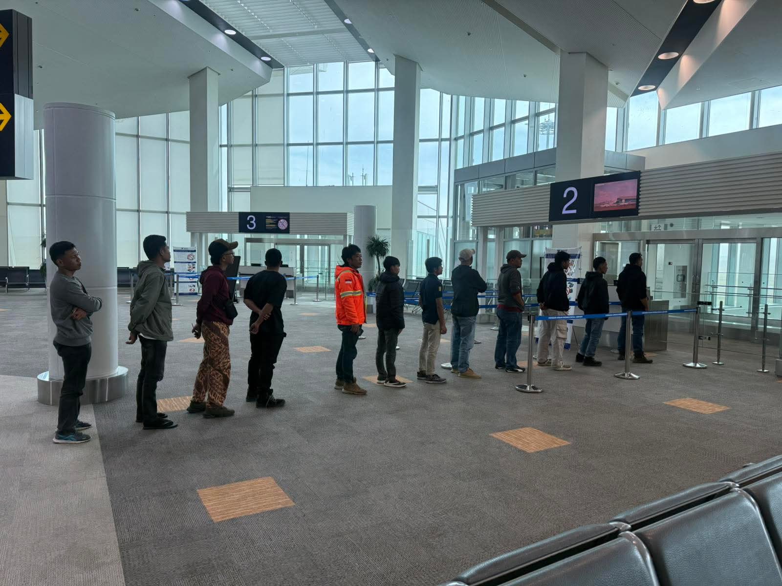 Индонез Улсын 26 иргэн хуурамч визийн зөвшөөрлөөр хил нэвтрэхийг завджээ