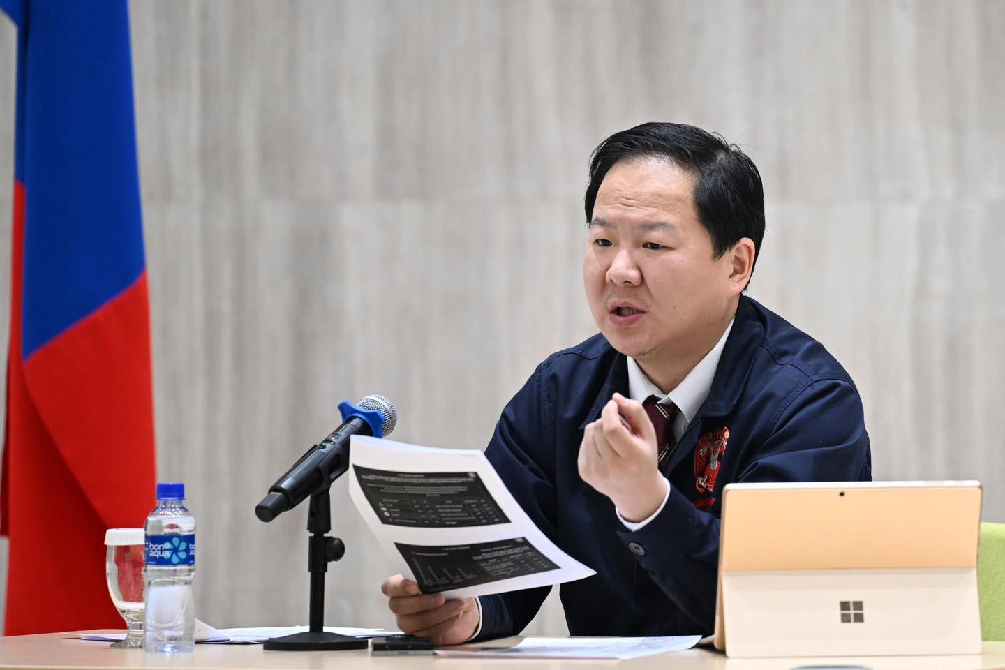 Т.Даваадалай яллагдагчаар татах тогтоолдоо гарын үсэг зуржээ