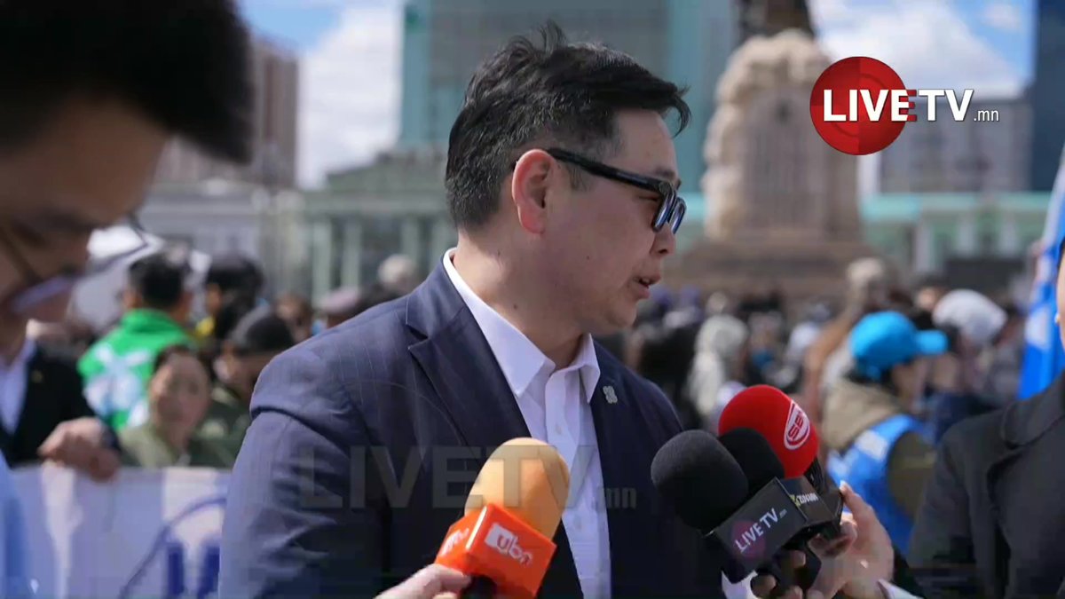 🔴С.Эрдэнэбат: Гадаадад ажиллах нь мөрөөдөл биш. Монголдоо сайхан амьдрахыг залуус хүсэж байна