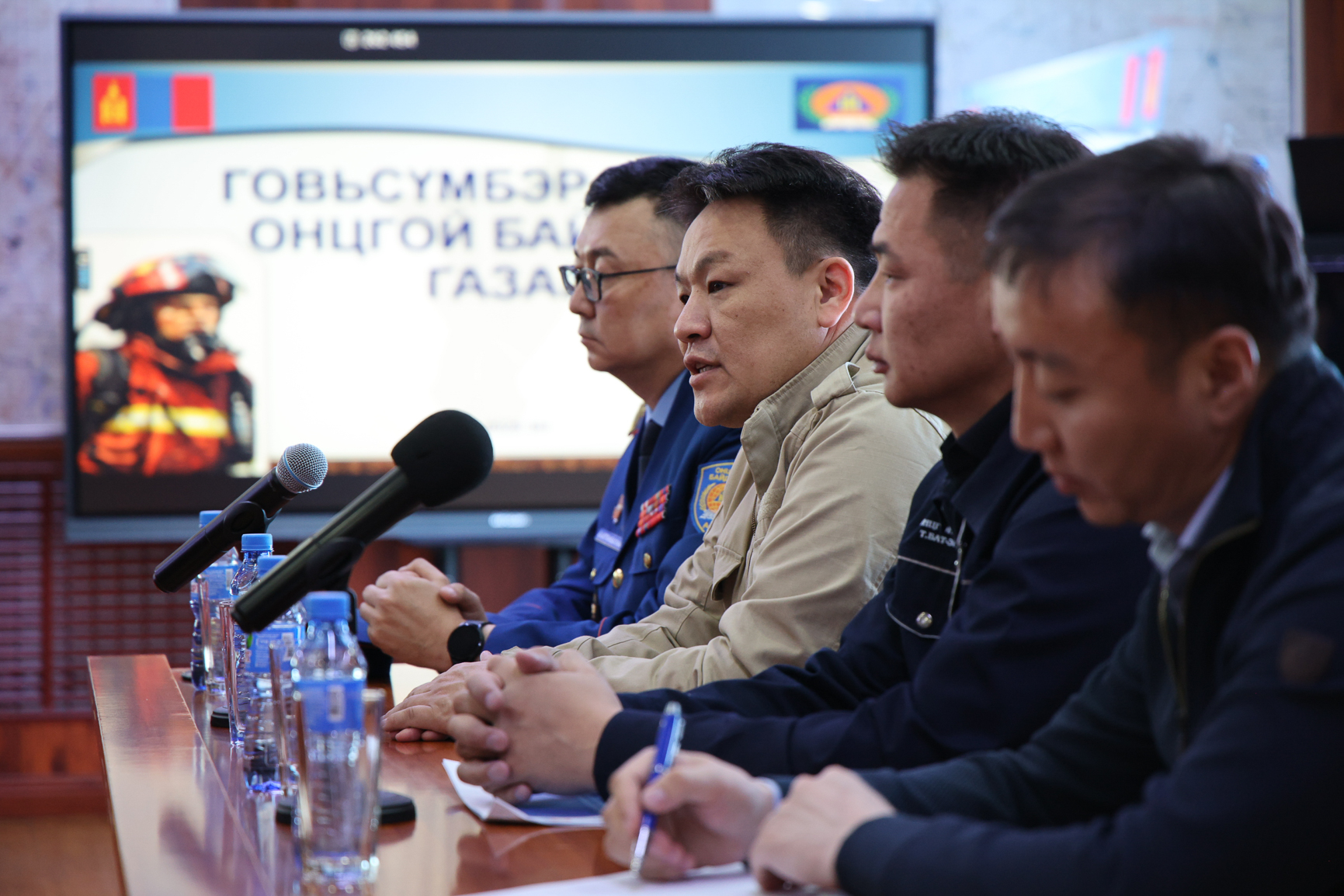 Шадар сайд Н.Номтойбаяр Говьсүмбэр аймагт ажиллалаа