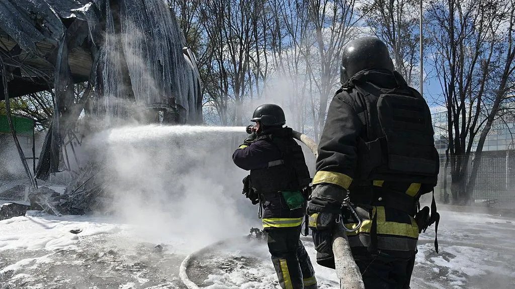 Орос болон Украины арми харилцан томоохон хэмжээний дроны цохилт өгөв