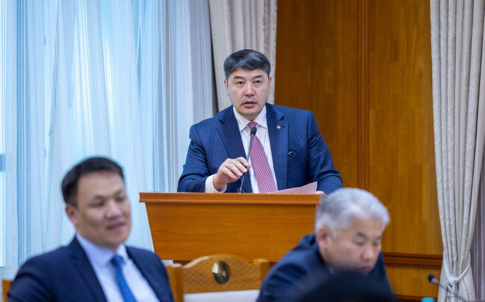 Гэр бүлийг дэмжих анхдагч хуулийн төслийг УИХ-д өргөн мэдүүлэхээр тогтлоо