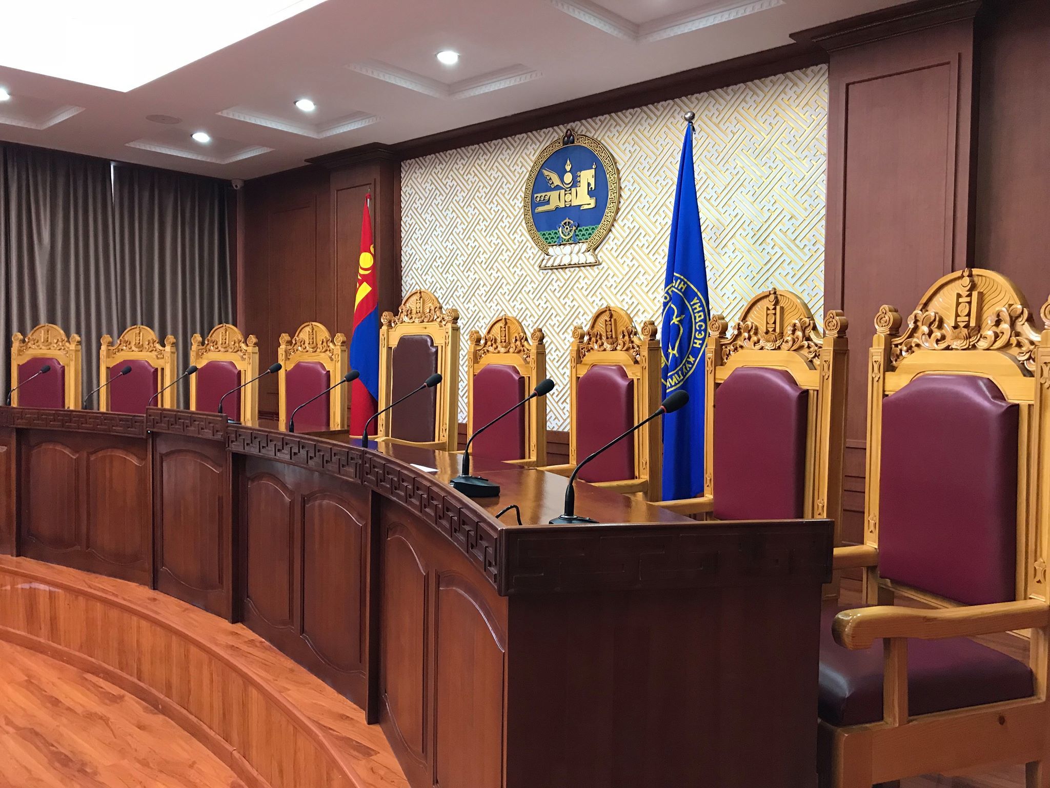 🔴Улсын Дээд шүүхийн Ерөнхий шүүгч Д.Ганзориг улирч, дахин зургаан жил ажиллах боломжийг ҮХЦ олголоо